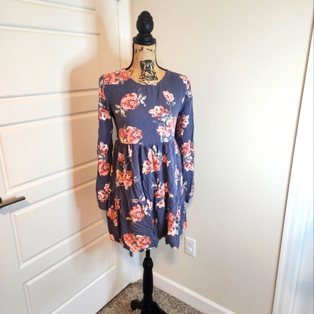 Floral long sleeve dress size XS